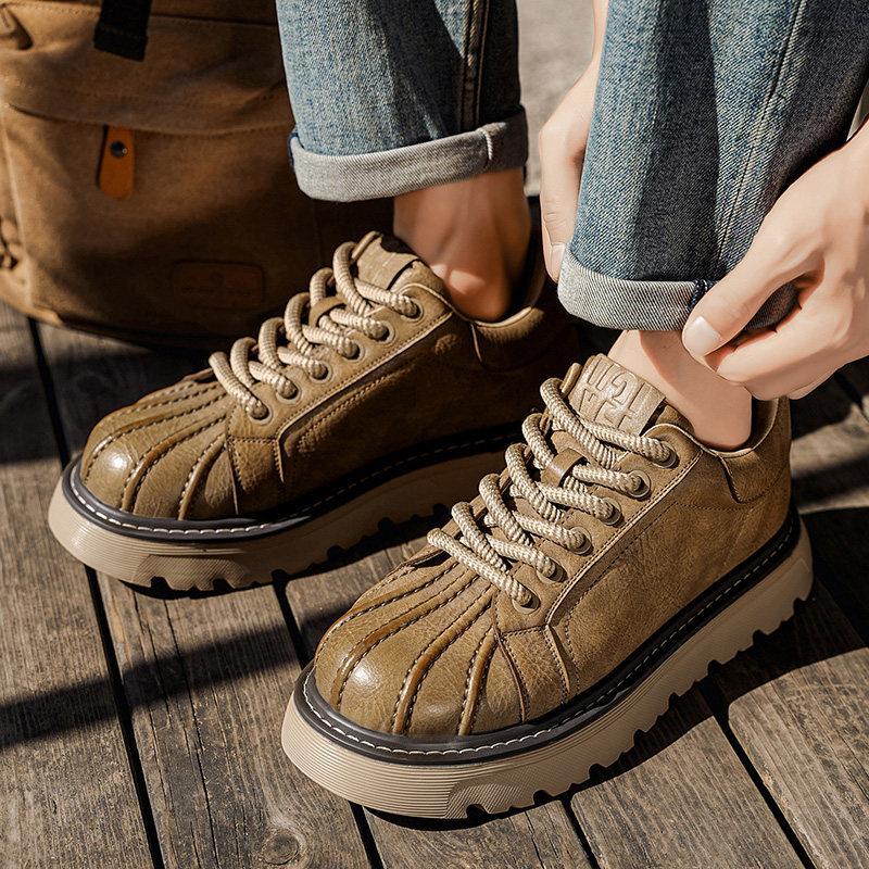 Scarpe invernali retrò britanniche con punta a conchiglia scarpe da tavola scarpe casual in pelle scarpe sportive suola spessa rialzanti a taglio basso scarpe Martin
