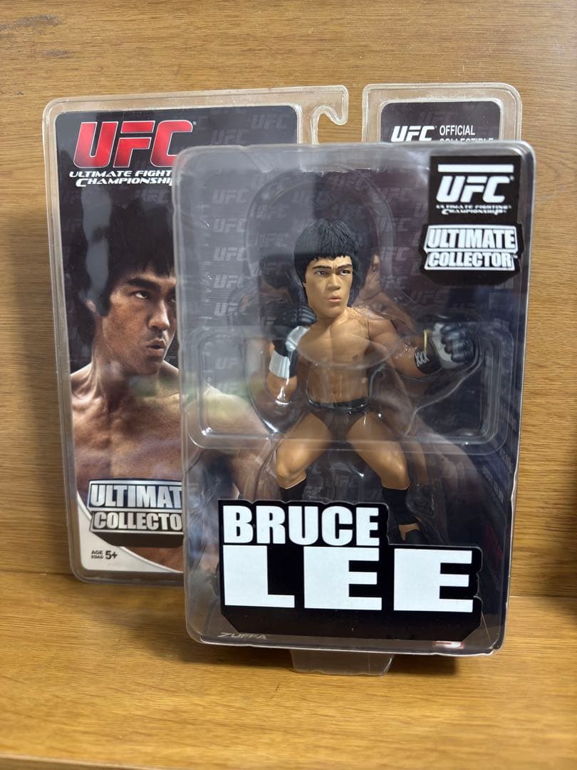 

[USED] UFC Bruce Lee Figure