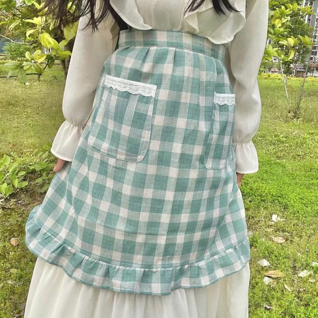 Classic American Style Sleeveless Kitchen Apron With Fish Tail Gingham Design For Beauty Salon And Cafe Use