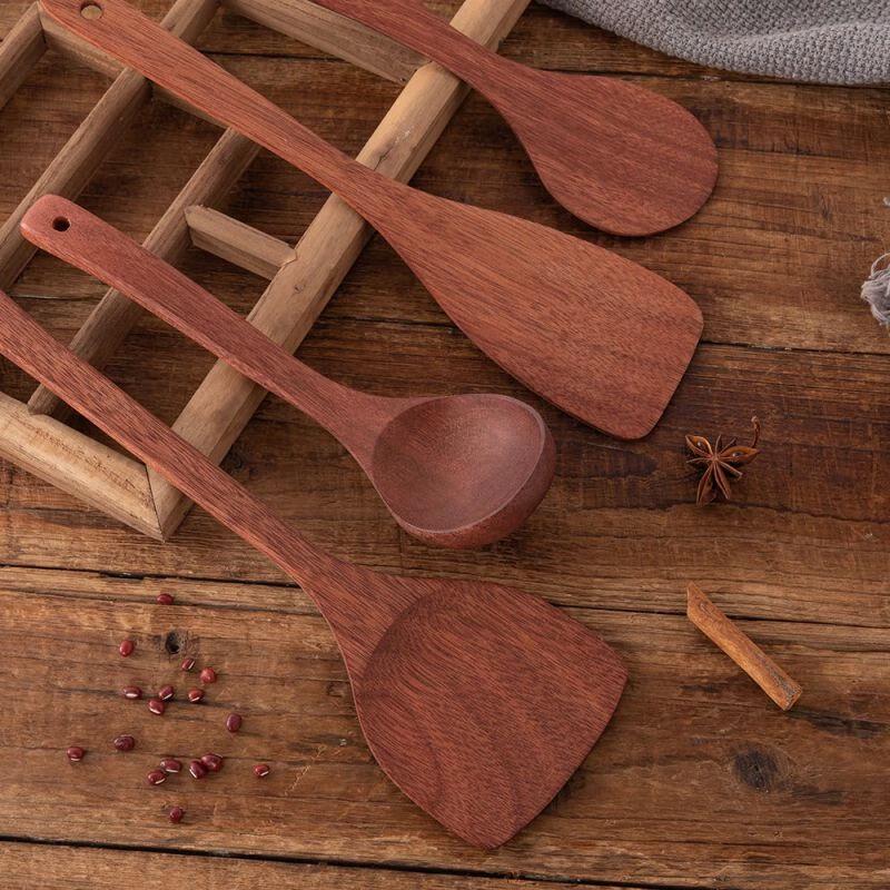 Non-slip Long Handle Wooden Kitchen Utensil