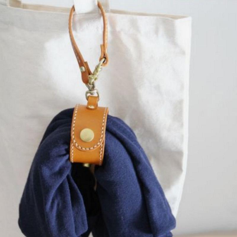 Spot PU Leather Waist-Hanging Lanyard for Gloves, Scarf, and Towel