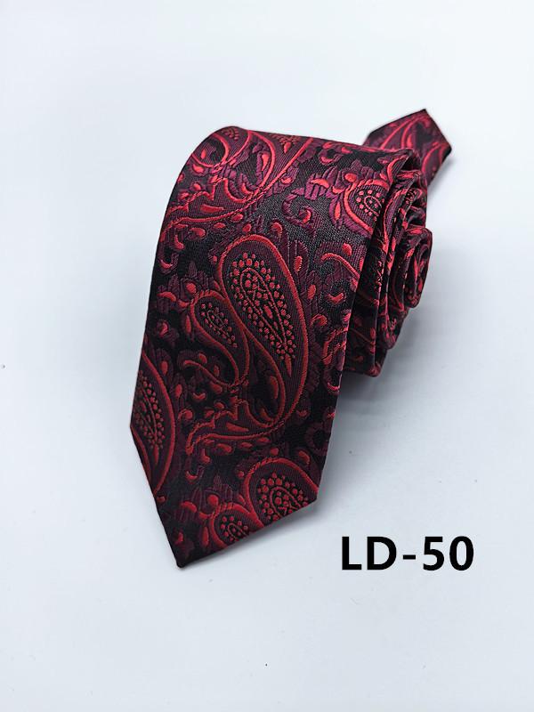 Handmade Paisley Tie for Trendy Gentlemen