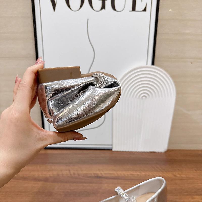 Versatile French silver Mary Jane shoes women's 2025 summer new rhinestone light mouth single shoes flat-soled small leather shoes