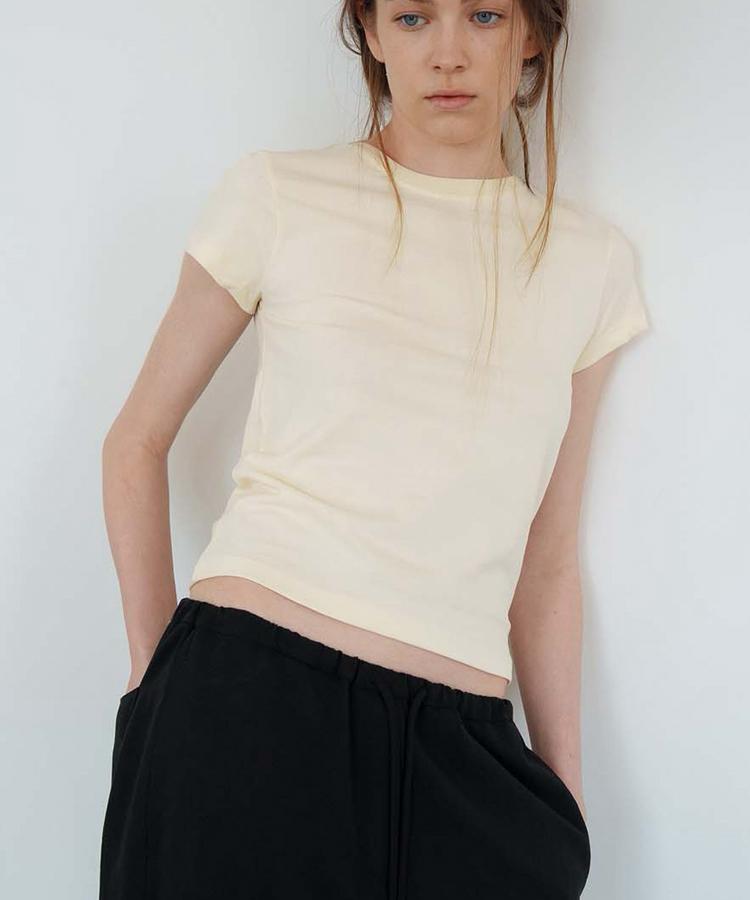 Seuleoum Signature Slim-Fit T-Shirt_Vanilla