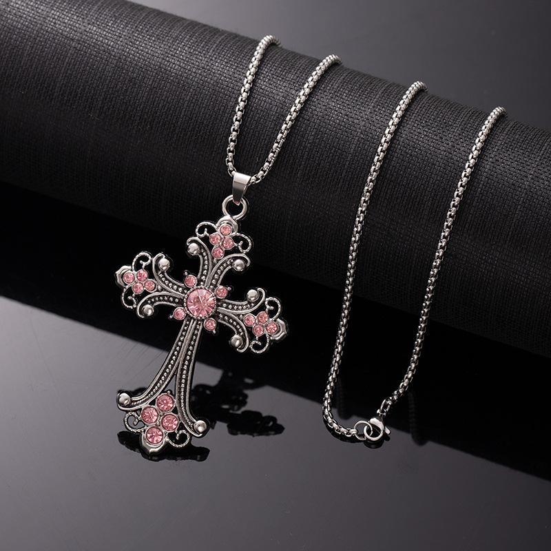 Accessori Collana a Motivo Traforato Collana con Ciondolo a Croce con Diamanti Colorati Catena Semplice Retro Versatile per Maglione