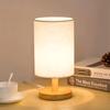 1 szt. nowoczesna lampa biurkowa w stylu nordyckim, wykonana z materiału w trzech kolorach, z drewnianą podstawą, zasilana przez USB