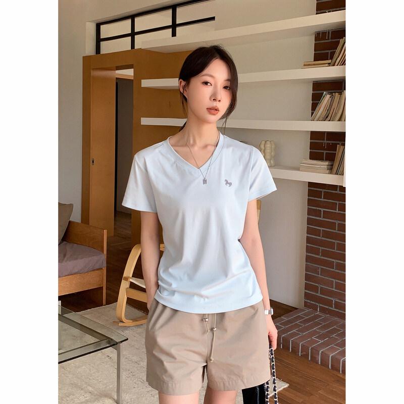 ICH MODE Women s Embroidered V-Neck Short Sleeve T-Shirt L