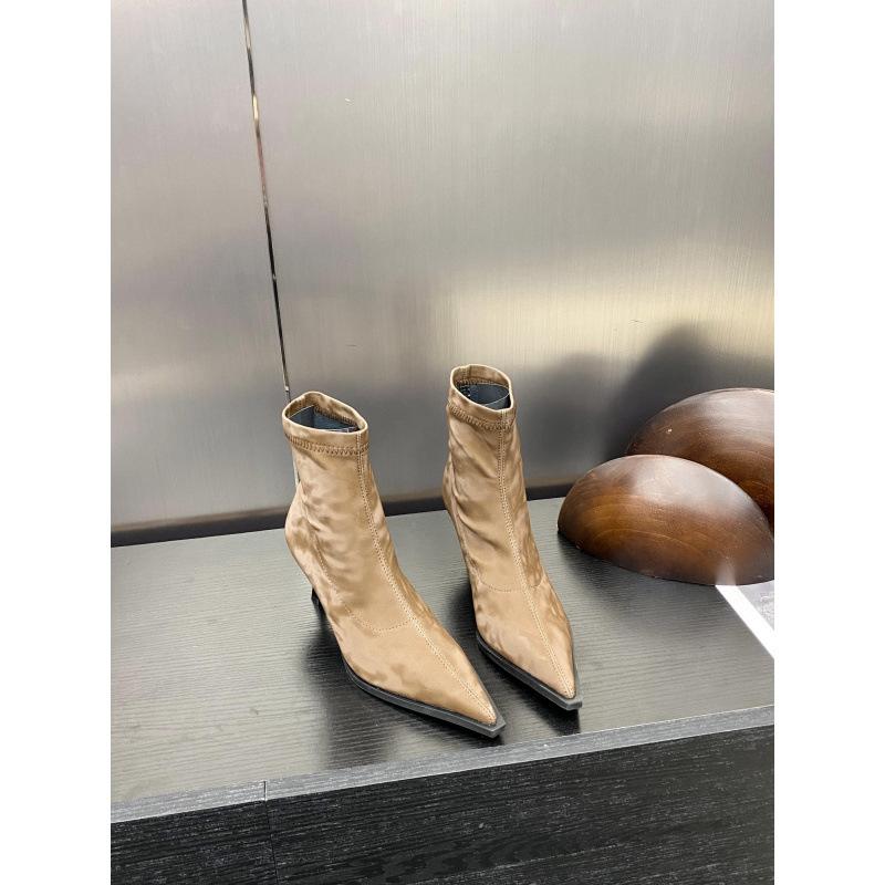 

2025 autumn and winter new fashion versatile high-heeled pointed thin-heeled thin boots 39 светло-коричневого