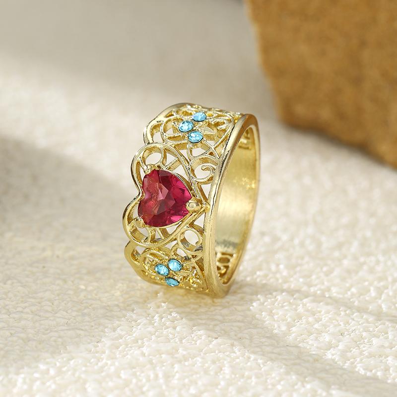 

Unique Design Hollow Pattern Heart-shaped Inlaid Zircon Ring, Women s Fashionable Classic Holiday Accessory Zircon 10
