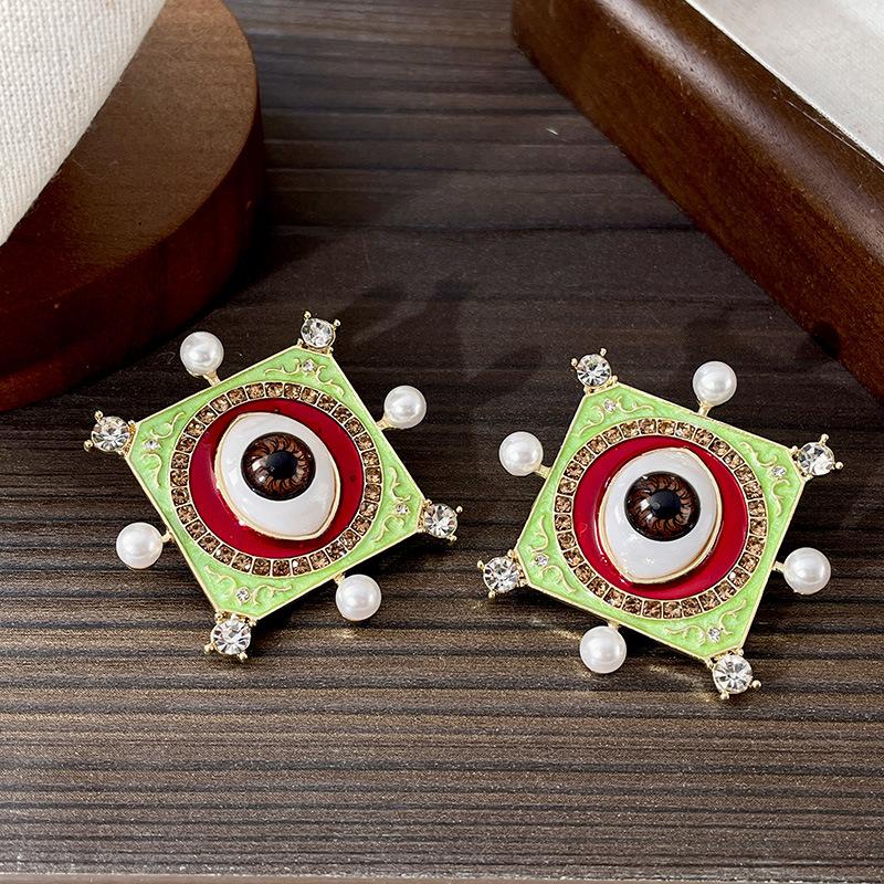 Natural tiger's eye stone series stud earrings for women Maillard exquisite retro earrings niche light luxury high-end temperament earrings