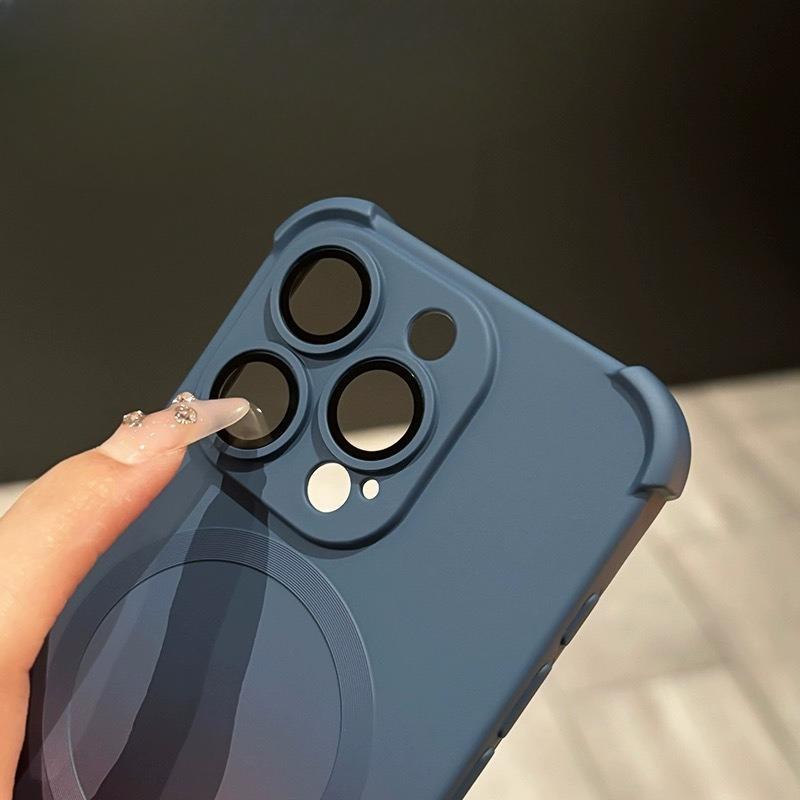 Suitable for Iphone16 Gradient Magnetic Phone Case Four Corner Anti-drop Apple 15ProMax Full Bag Matte Protective Case