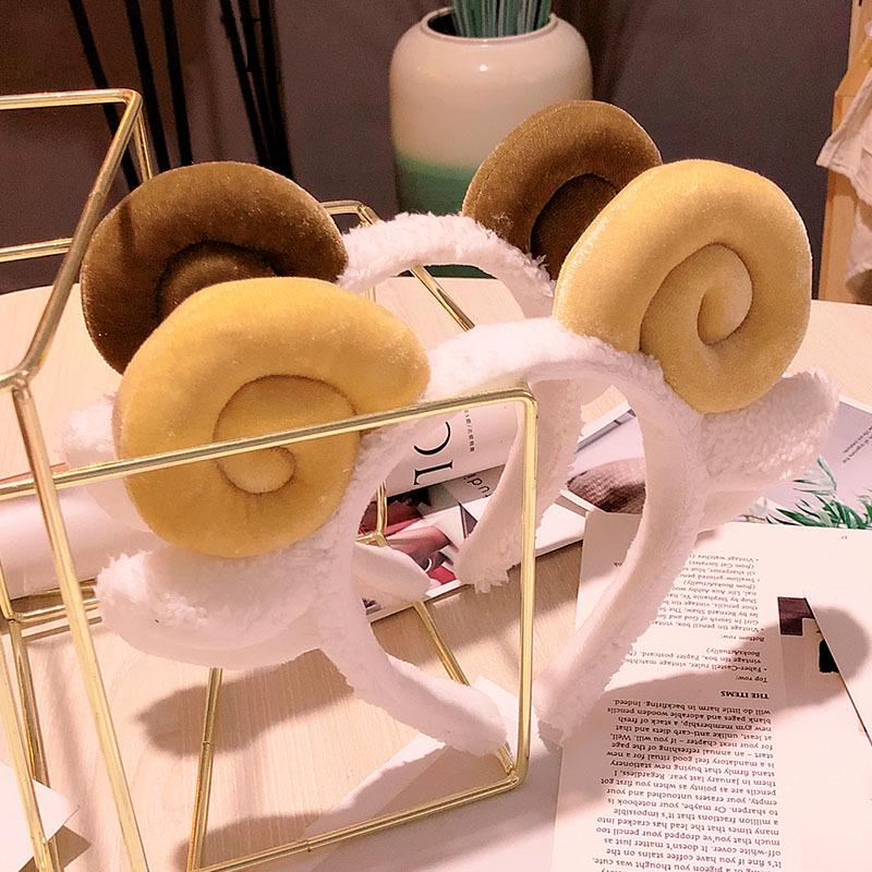 Cartoon Cute Ram Horn Plush Headband - Lambswool Christmas Hair Accessories for Slimming Face