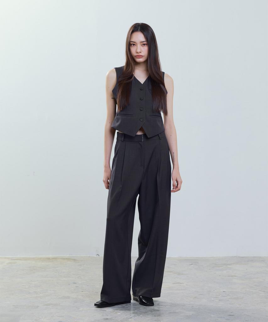 ETRE AU SOMMET Tailored Pintuck Slacks (Charcoal)