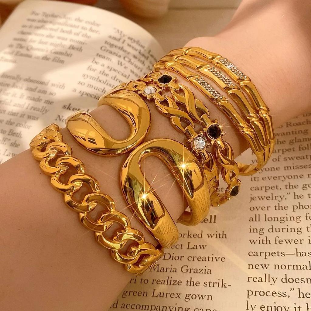 CARLIDANA Fashion Jewelry New Style Zircon Clip Bangle Gold Plated Women C-Shaped Opening Stainless Steel Non-Fading Bracelet