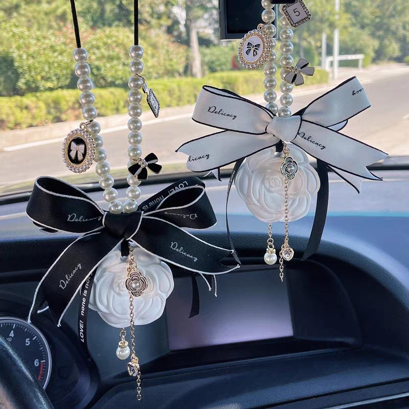 Pearl Camellia Flower Tassel Car Pendant Gypsum Aromatherapy Auto Rearview Mirror Hanging Ornaments Decoration Accessories Girls