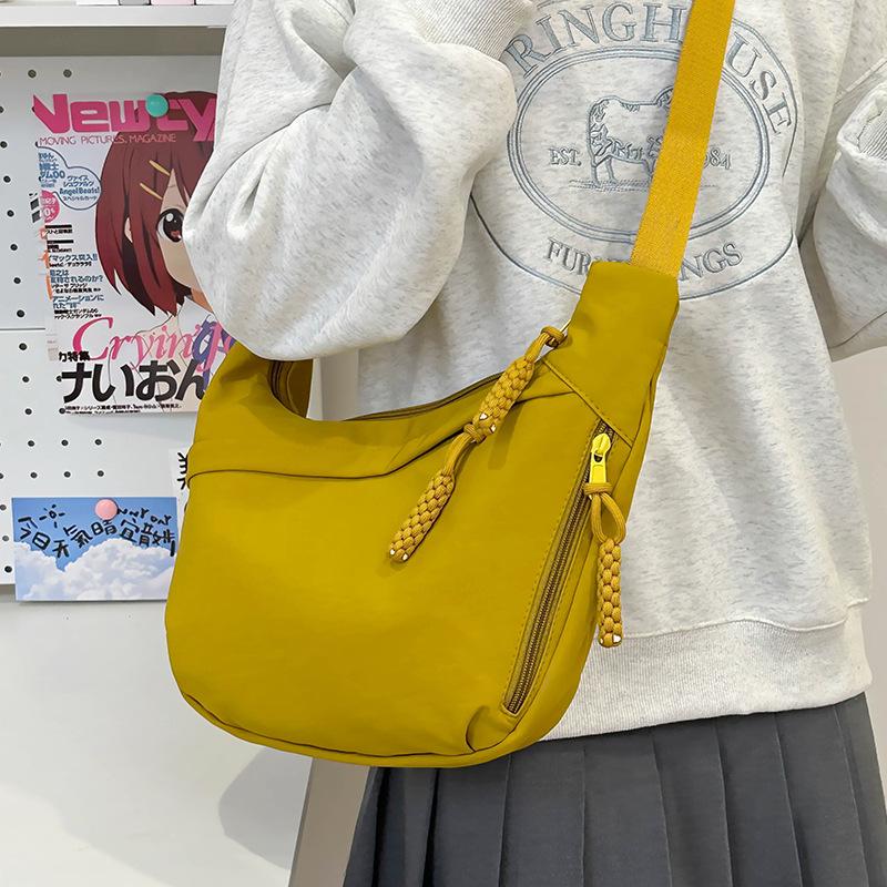 Bag messenger bag women's bag new fashion shoulder bag large capacity messenger bag class commuter bag dumpling bag