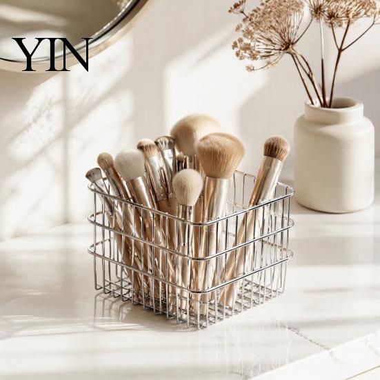 Office Supplies Storage Organizer Pen Holder/Storage Basket, Hollow Grid Iron Tube, Minimalist Metal Wire Basket Durable Pencil for Stationery