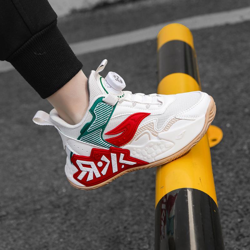 Boys' sports shoes 2025 spring and autumn new mesh medium and older children's running shoes rotating buckle breathable children's basketball shoes