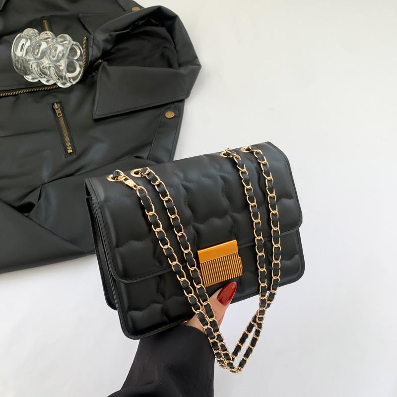 Chic Street Style Vintage Shoulder Bag 2024 Spring Trendy Women s Minimalist Chain Commuter Messenger Bag