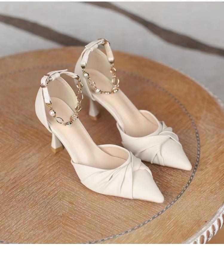 

Французский темперамент винтажные босоножки 2024 весна лето новый стиль мода тонкий каблук средний каблук элегантный острый банкетный высокий каблук 37 покинуть белый