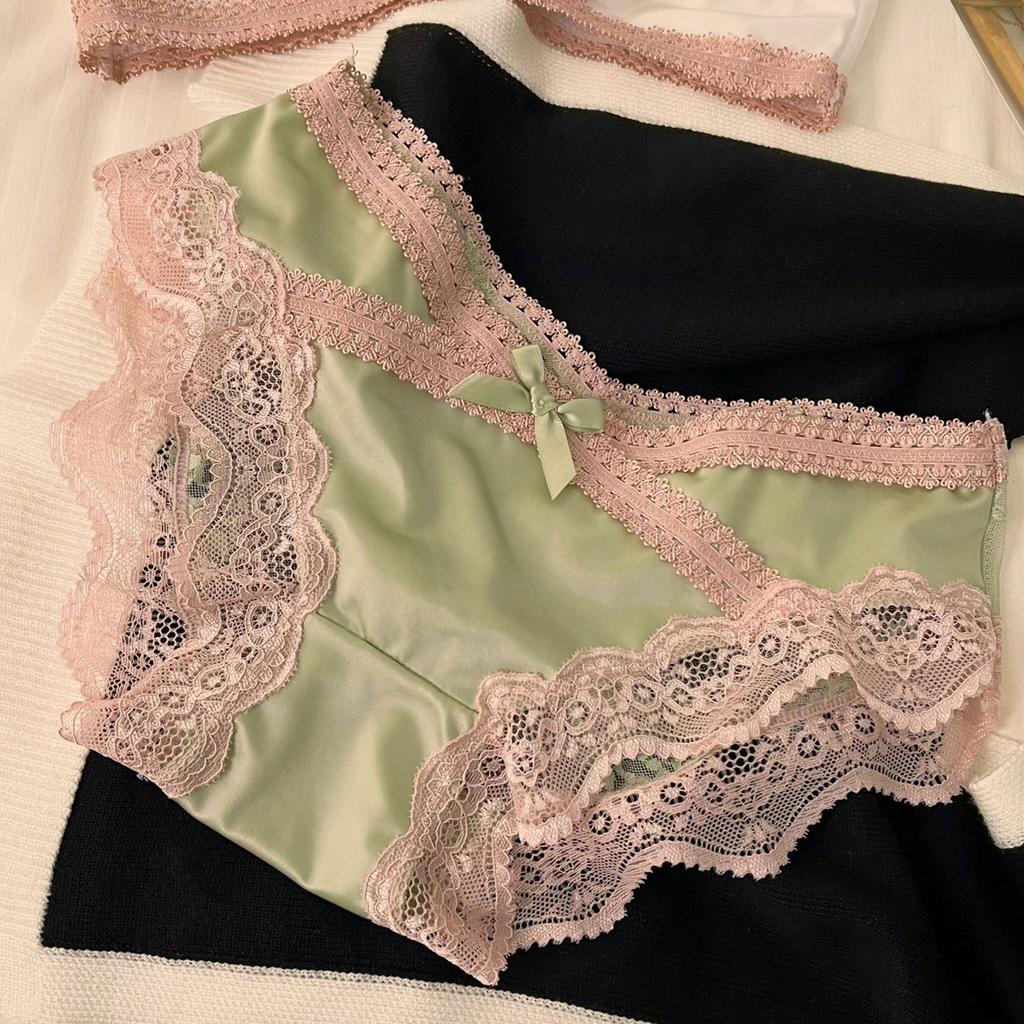 Girls Spring and Summer Thin New Sexy Lace Bow Triangle Underwear Einson