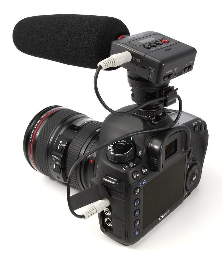 TASCAM Linear PCM Recorder for Cameras with Shotgun Microphone DR-10SG