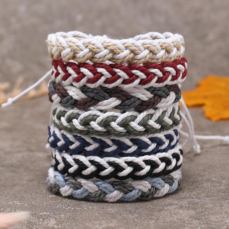 

Простой литературный стиль ручной работы плетеный браслет из разноцветного многохлопкового шнура разноцветный