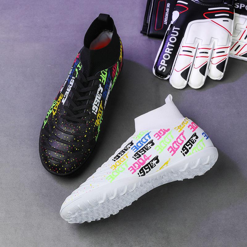 Men's and Women's High-top Football Shoes Breathable and Wear-resistant Artificial Turf Professional Game Training Sports Football Shoes