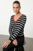 Women's Elegance Style Sweater Black Crop Striped V-Neck Knitwear Sweater