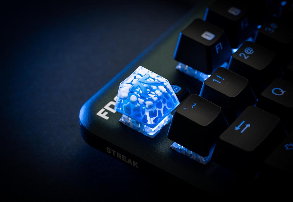 Fnatic Gear Artisan Keycap - ICE FG-KC-5056276035234 KB0805