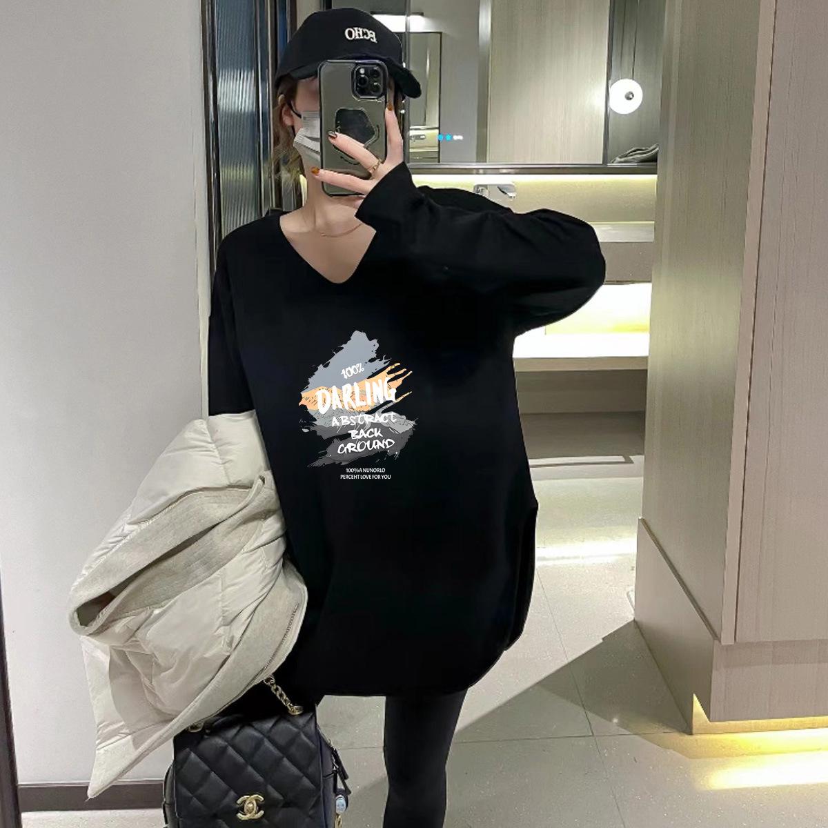 

Velvet Loose White Long Sleeve Hip-Length Women s T-Shirt - Autumn/Winter Mid-Length Brushed Top with Shark Pants. S