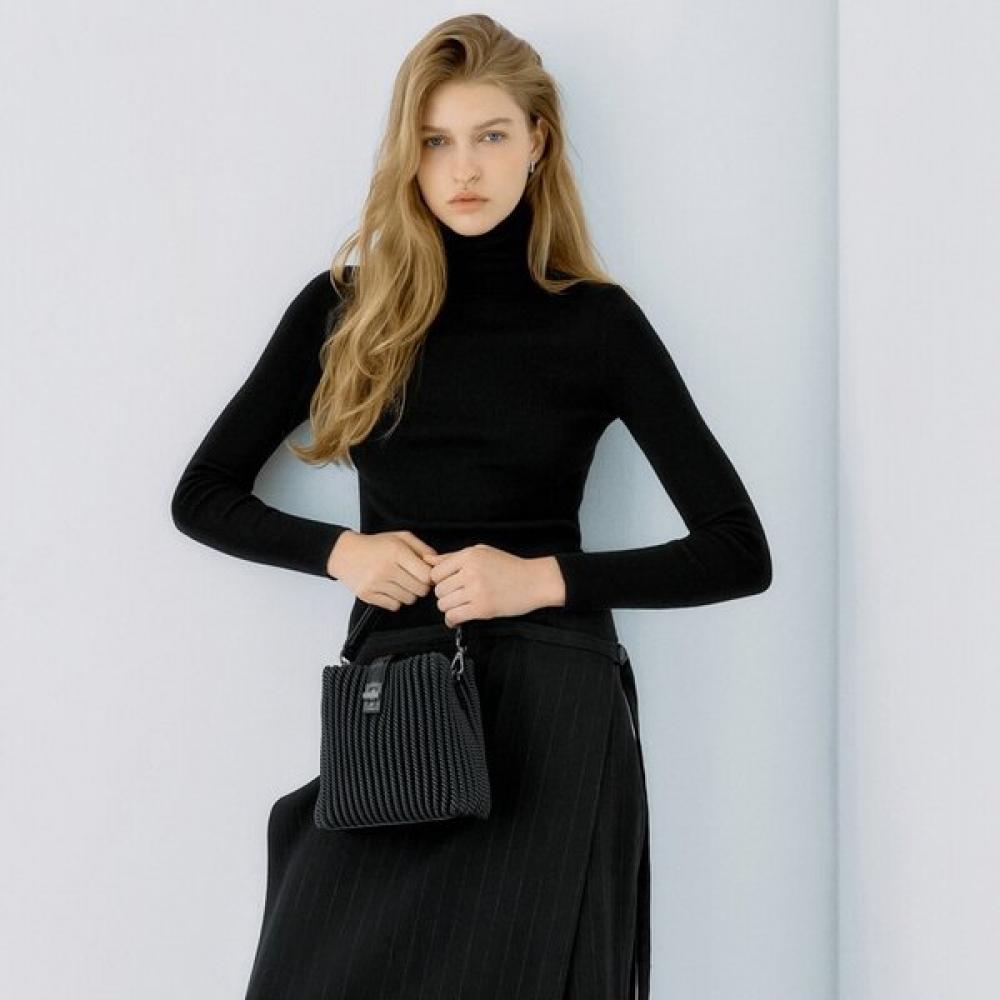 

Rouge Lounge Mini Bucket Ra2f7akz452wbk Single option