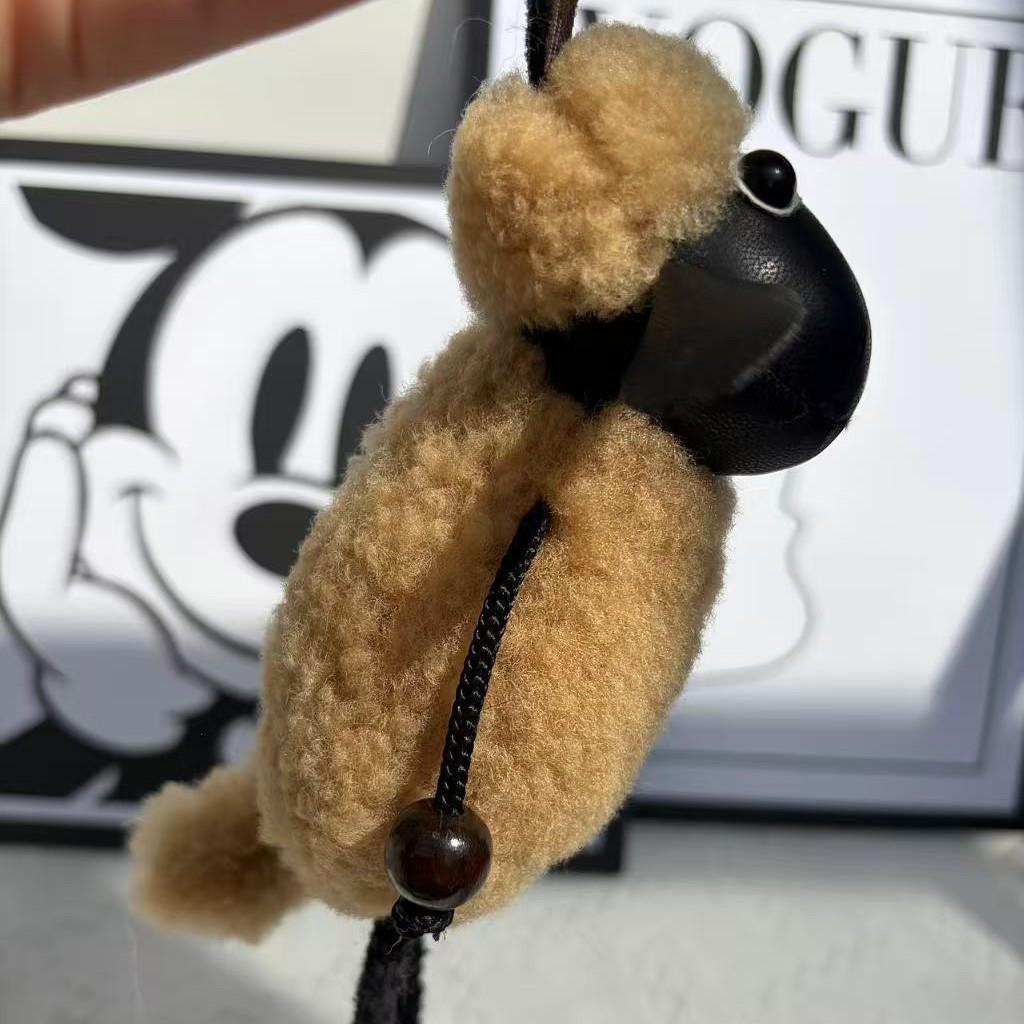 Real Fur Lamb Keyring: Internet Celebrity Inspired Pendant – Super Cute Personalized Doll