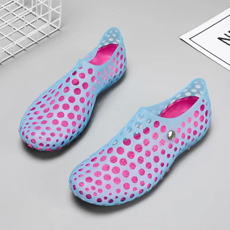 Fashion Non-slip Men's Sandal Ultralight Breathable Hole Shoes New Fashion Color Wholesale Comfortable Summer Low Price 2025 Male Shoe
