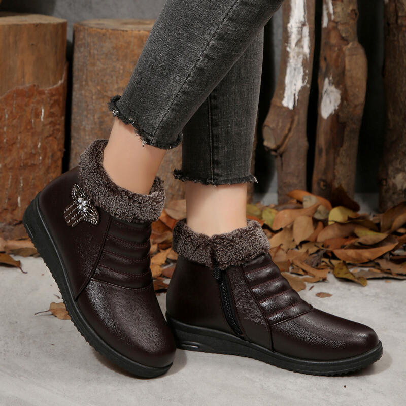 Fashion Retro Glitter Decoration Furry Ankle Boots Women 2025 Winter Comfort Round Toe Wedge Heel Fur Boots Warm Plush Non Slip Booties