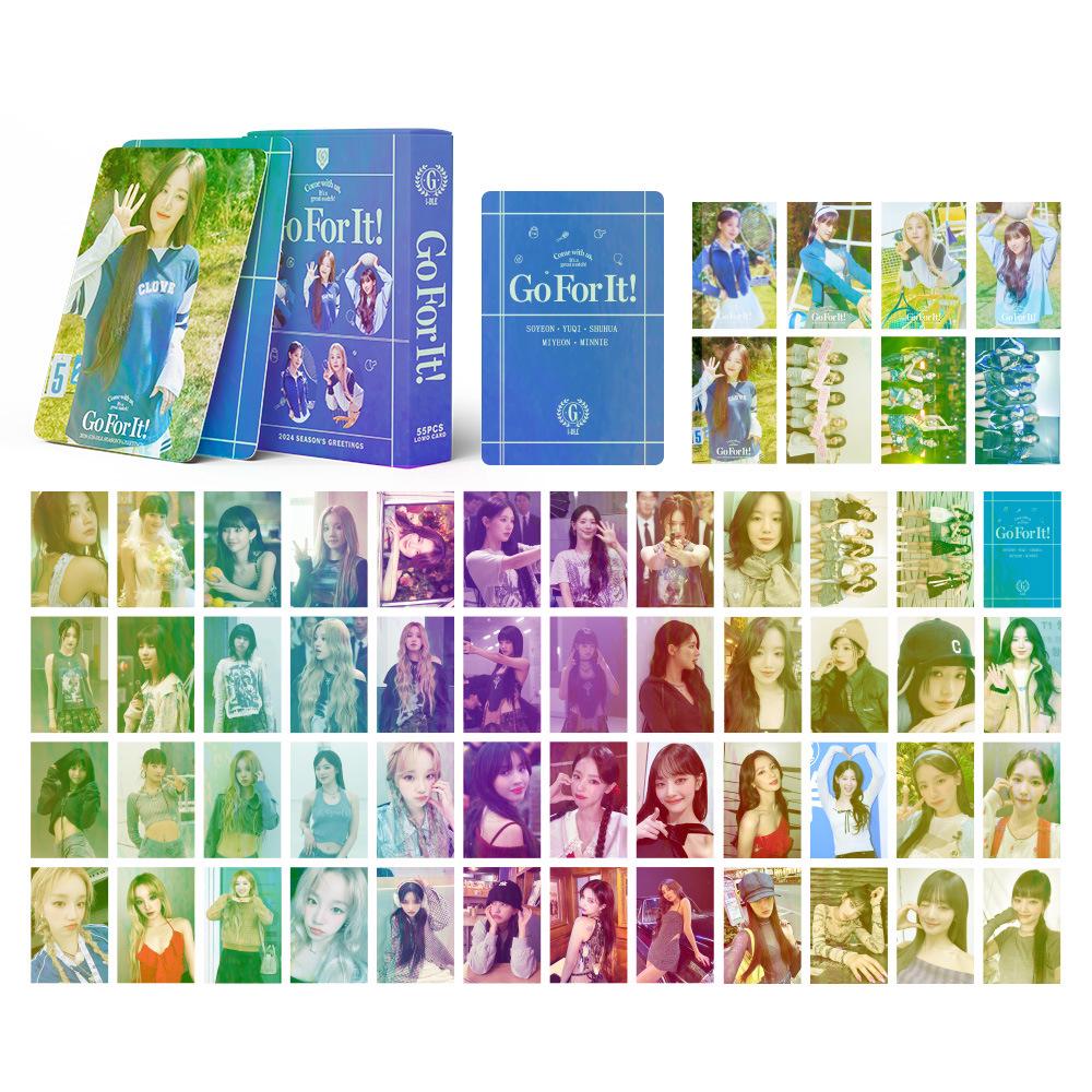 

G-IDLE IVE Альбом: Інтегрована лазерна коробка для 55 карток - Рожево-чорний градієнт Маленькі картки