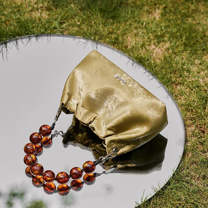 Женская сумка на цепочке Cloud Bag из натуральной кожи (20*8*13 см) 612410115 зелёный