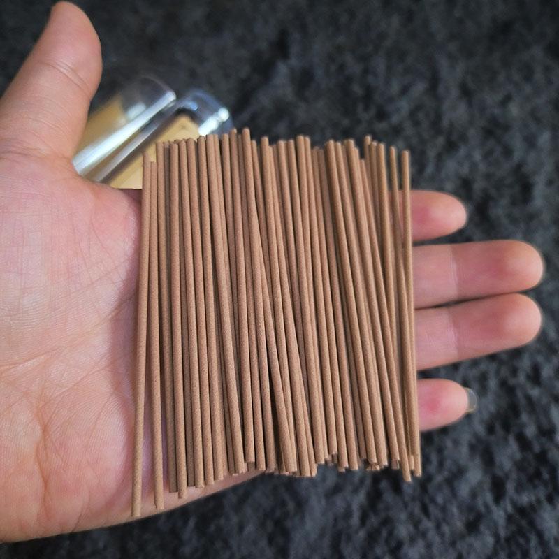 70 Sticks/box 8.5cm Natural Incense Sticks HaiNan OUDH Scents for Home Portable Stick Incenses