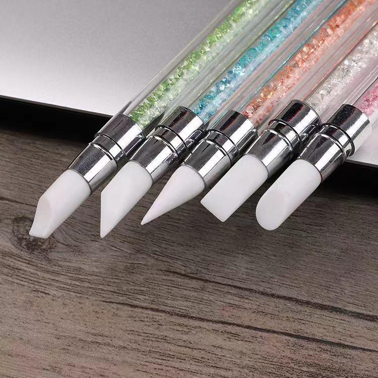 Dual-Head Silicone Nail Art Tool for Carving, Embossing, Gradient, Smudging, and Magic Mirror Effects