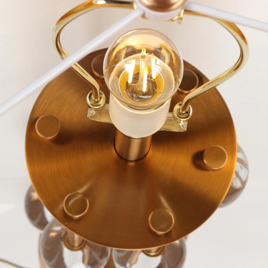 New metal-shaped Nordic light luxury modern bedroom, study and hotel model room special golden decorative table lamp