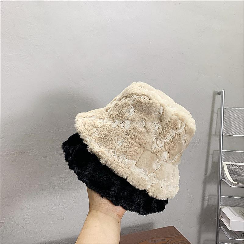 Korean Cute Fluffy Flower Fisherman Hat for Women Japanese Autumn and Winter Casual Versatile Cold Proof and Warm Basin Hat Showing Small Face