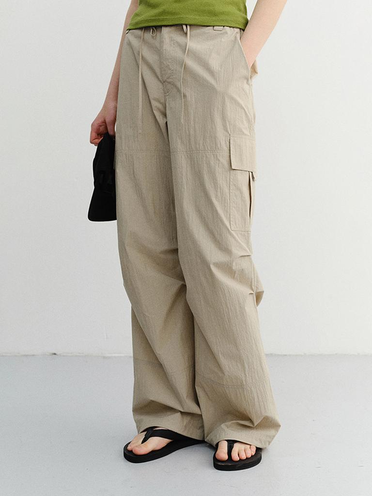 Deonseuteu Utility Parachute Pants_Udpa6B224_Beige