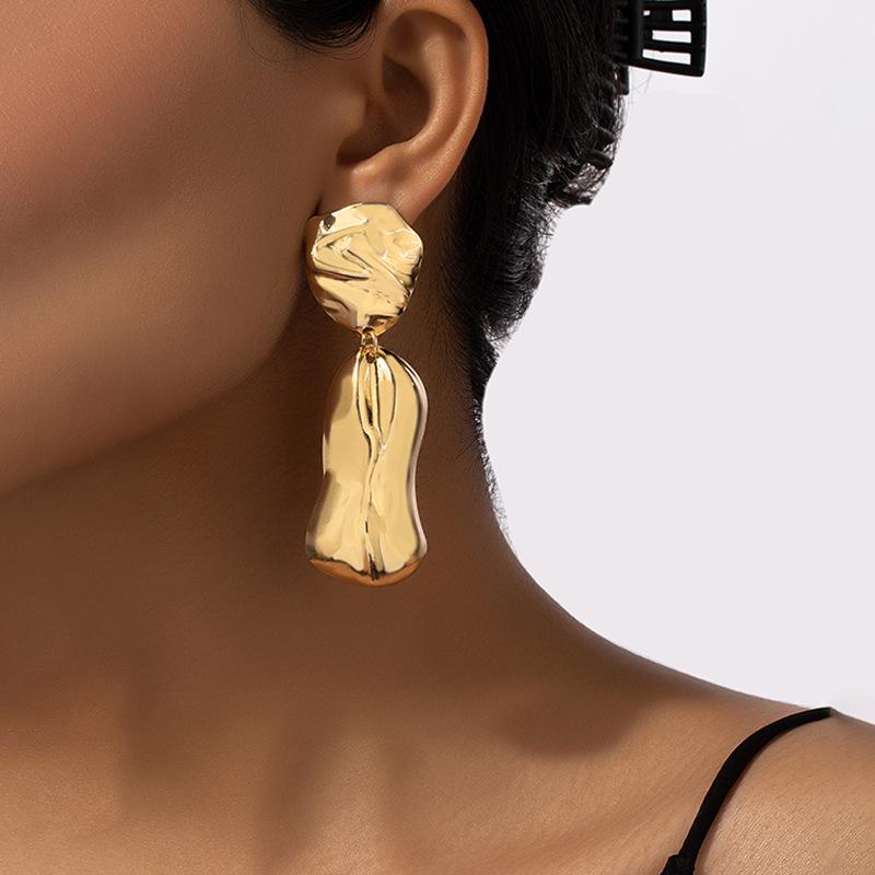Trendy Geometric Irregular Earrings: Women's Fashionable Cold Style Ear Studs