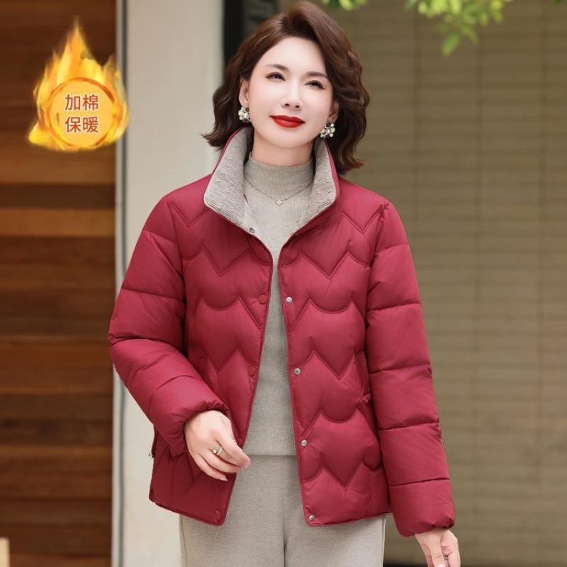 Kurze Daunen-Baumwoll-gepolsterte Kleidung Mode für Frauen mittleren Alters Neu Stehkragen Locker Warm Baumwoll-gepolsterte Kleidung Winter Baumwoll-gepolsterte Jacke