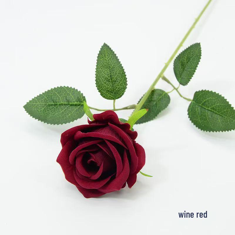 Cachoeira de Parede de Rosas de Seda - Flanela Vermelha Decoração de Casamento e Dia dos Namorados