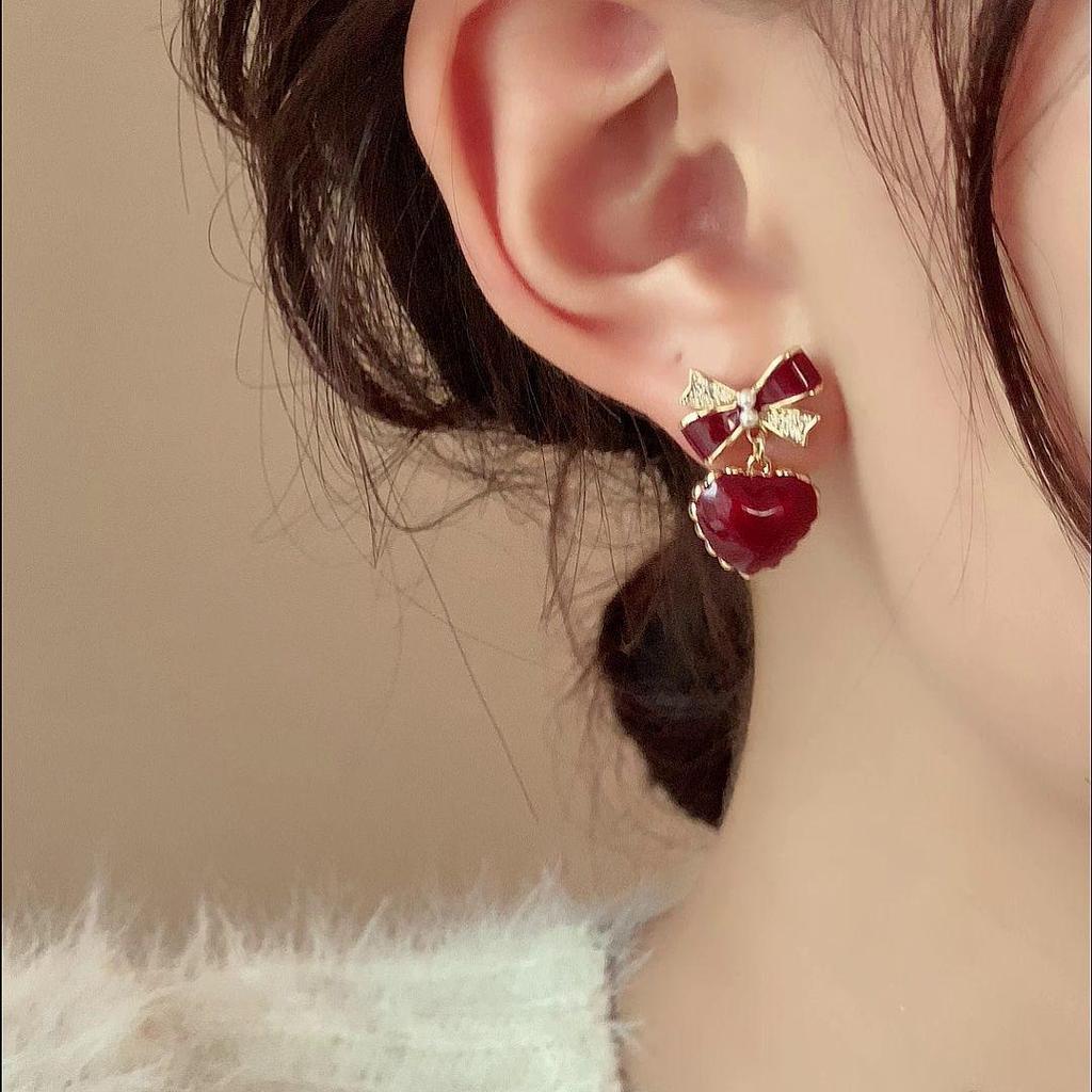 Red Bow Heart Earrings: Women's Chic Luxury, Unique & Exquisite Douyin Trend