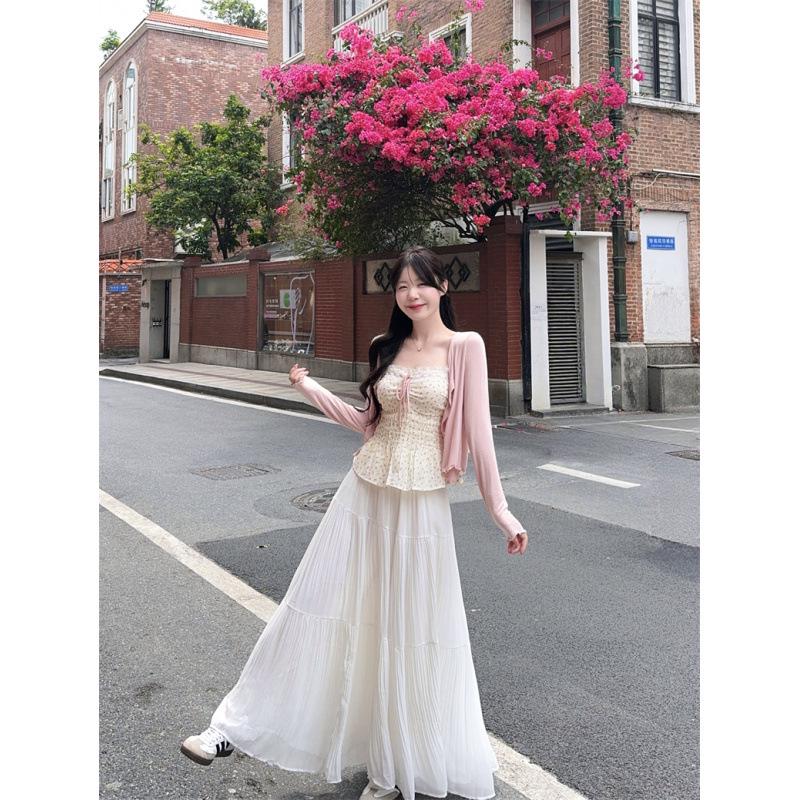 Plus Size Floral Lace Trim Camisole & Cardigan with Pleated Chiffon Skirt Set