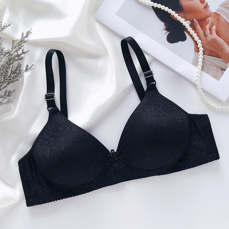 

Популярний легкий бюстгальтер для людей середнього та літнього віку: Тонка чашка, Маленькі груди, Без кісточок, Традиційний крій 36/80