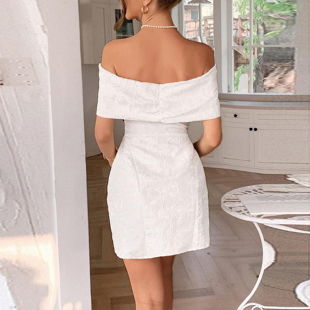 Women's Fashionable Color Elegant Temperament One Shoulder Strapless Skirt Dress