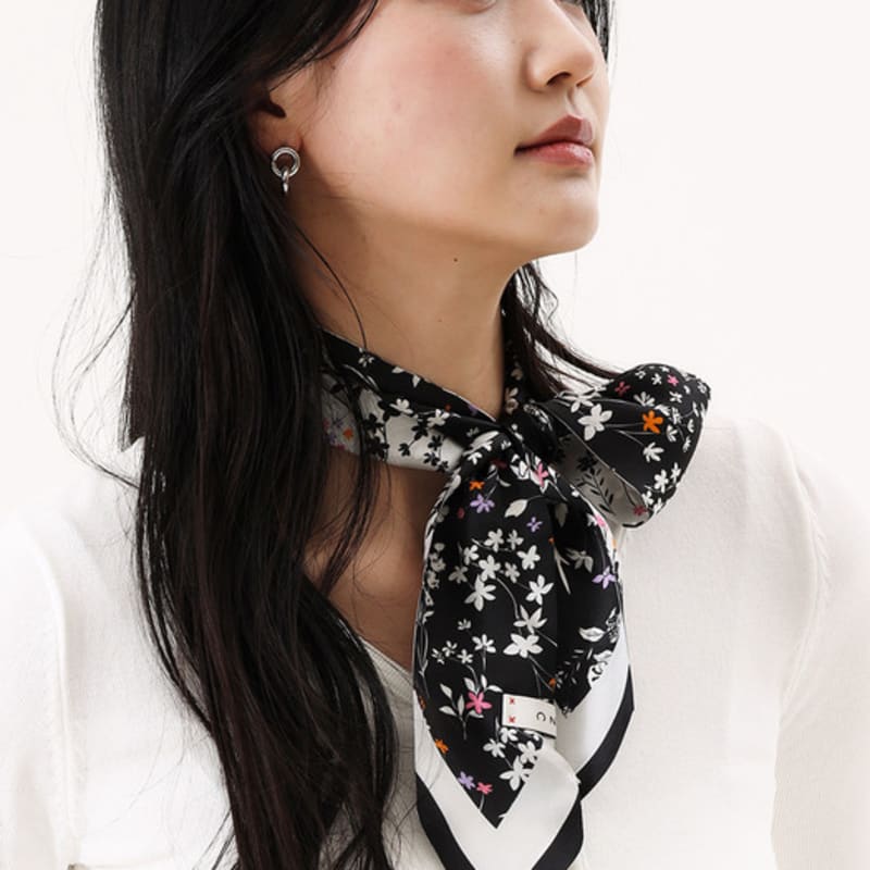 ONSZ BW Floral Silk Twilly Scarf